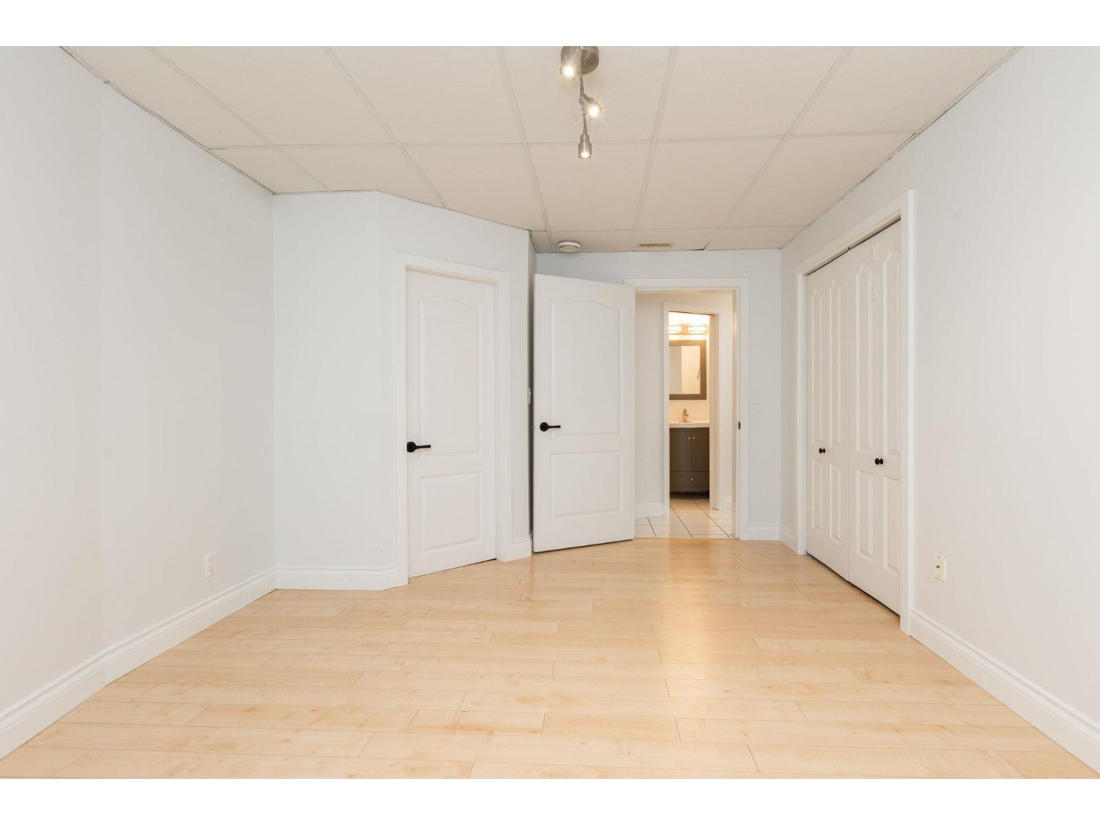 9012 162a Street, Surrey, British Columbia  V4N 3L6 - Photo 35 - R3087336