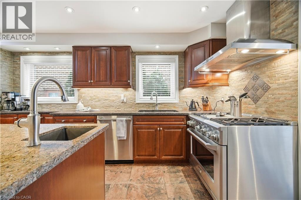 375 Parkridge Crescent, Oakville, Ontario  L6M 1A8 - Photo 13 - 40804200