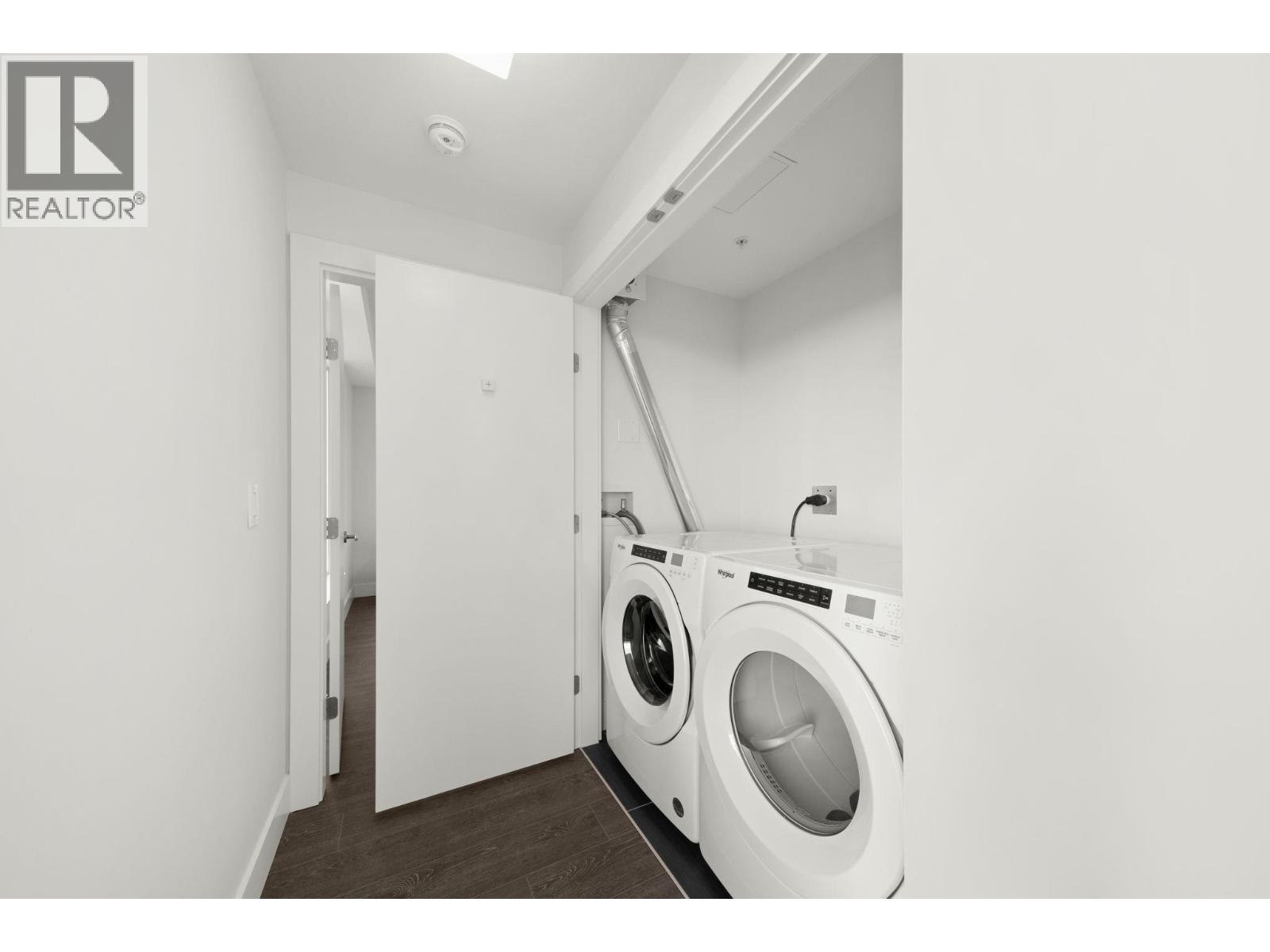 Listing Picture 17 of 31 : 7 8508 JACK UPPAL STREET, Vancouver / 溫哥華 - 魯藝地產 Yvonne Lu Group - MLS Medallion Club Member