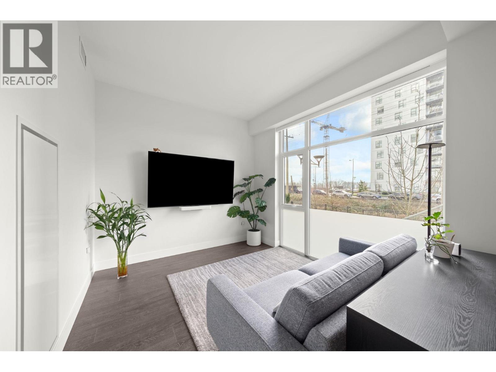 Listing Picture 5 of 31 : 7 8508 JACK UPPAL STREET, Vancouver / 溫哥華 - 魯藝地產 Yvonne Lu Group - MLS Medallion Club Member