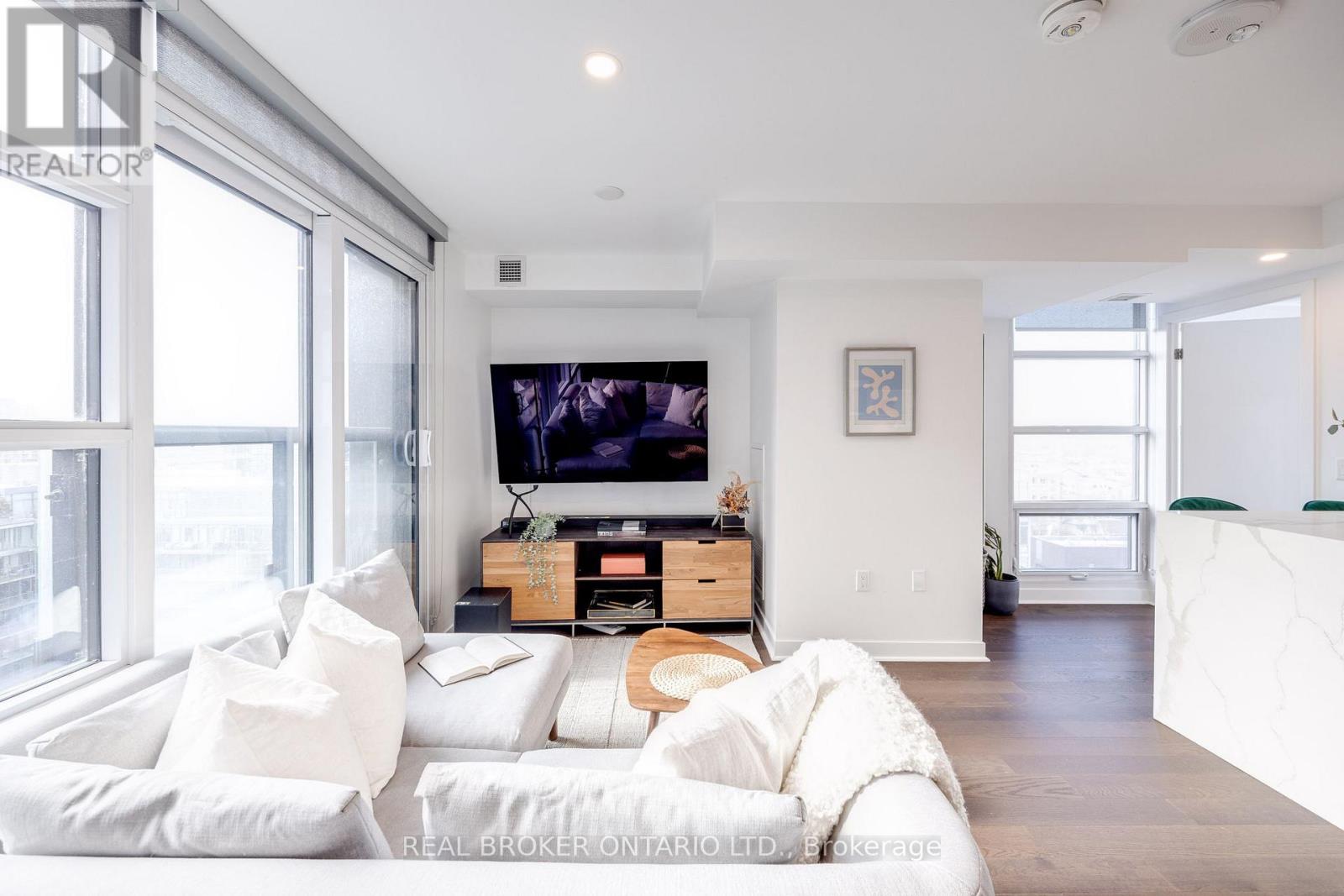 1308 - 501 Adelaide Street W, Toronto, Ontario  M5V 0R3 - Photo 2 - C12784160