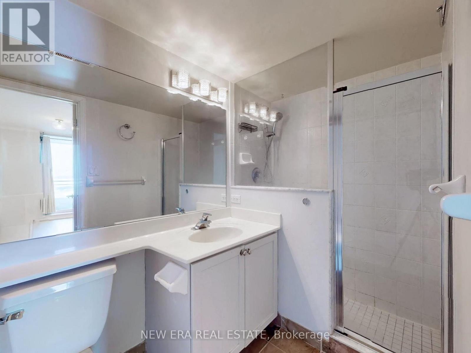 808 - 228 Queens Quay W, Toronto, Ontario  M5J 2X1 - Photo 22 - C12784252