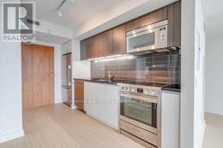 3909 - 75 Queens Wharf Road W, Toronto (Waterfront Communities), Ontario  M5V 0J8 - Photo 11 - C12784318