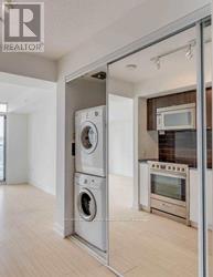 3909 - 75 Queens Wharf Road W, Toronto (Waterfront Communities), Ontario  M5V 0J8 - Photo 9 - C12784318