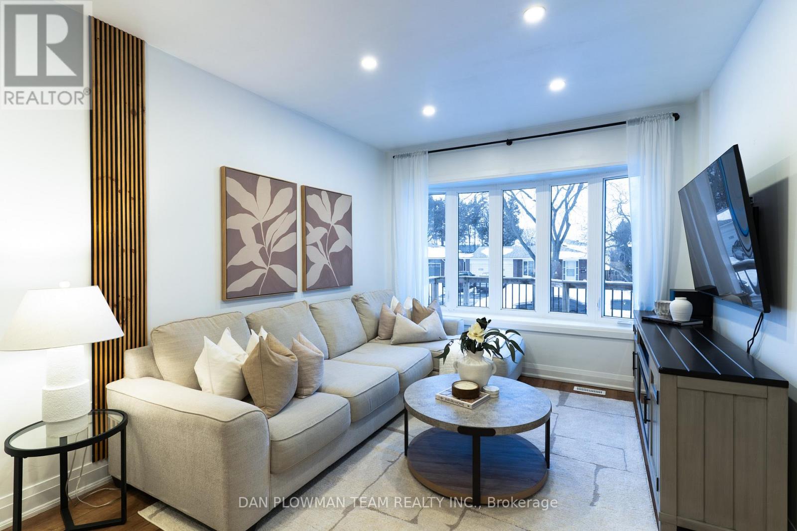 929 Dublin Street, Whitby, Ontario  L1N 1Y9 - Photo 4 - E12784152