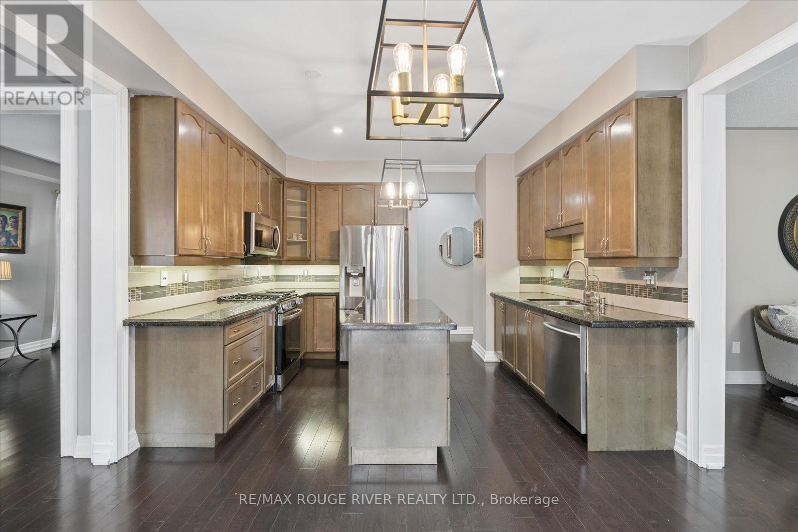 10 Coyle Street, Ajax, Ontario  L1T 0A2 - Photo 12 - E12784168