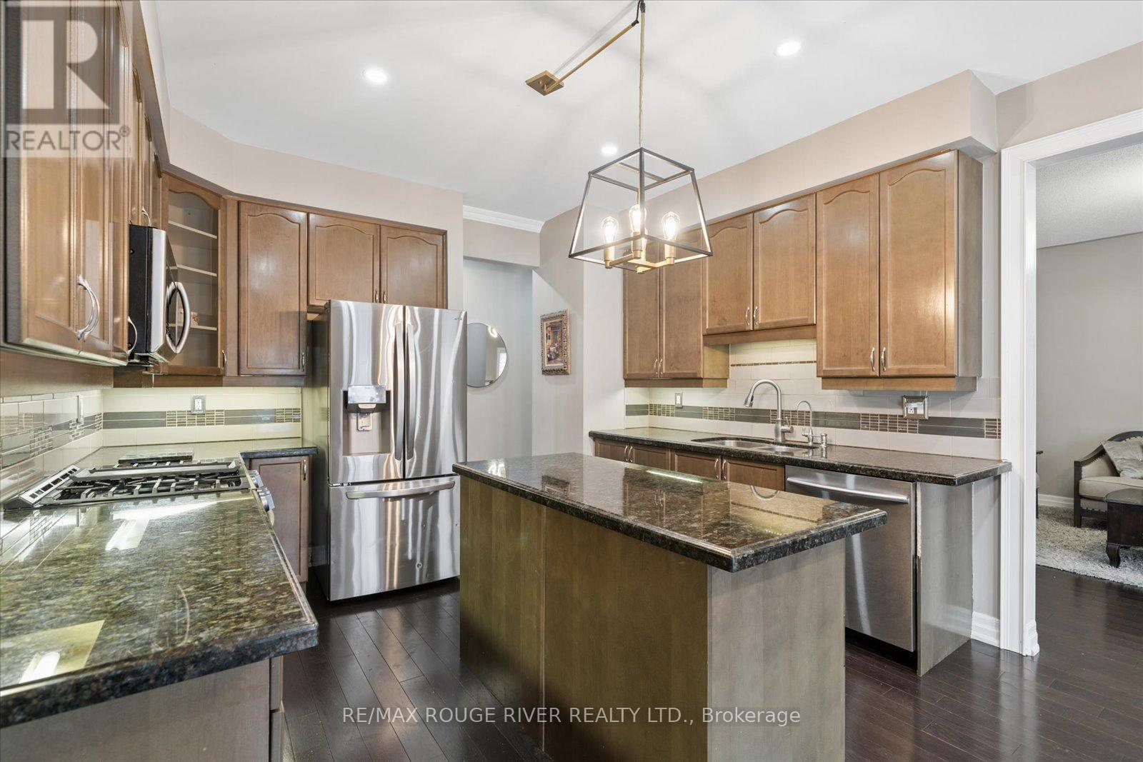 10 Coyle Street, Ajax, Ontario  L1T 0A2 - Photo 13 - E12784168