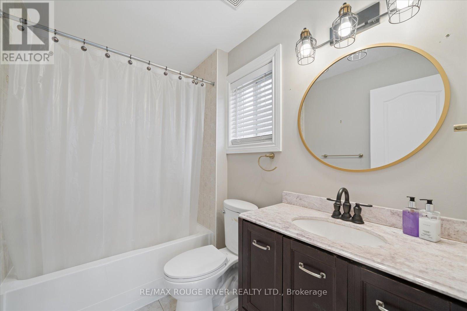 10 Coyle Street, Ajax, Ontario  L1T 0A2 - Photo 33 - E12784168