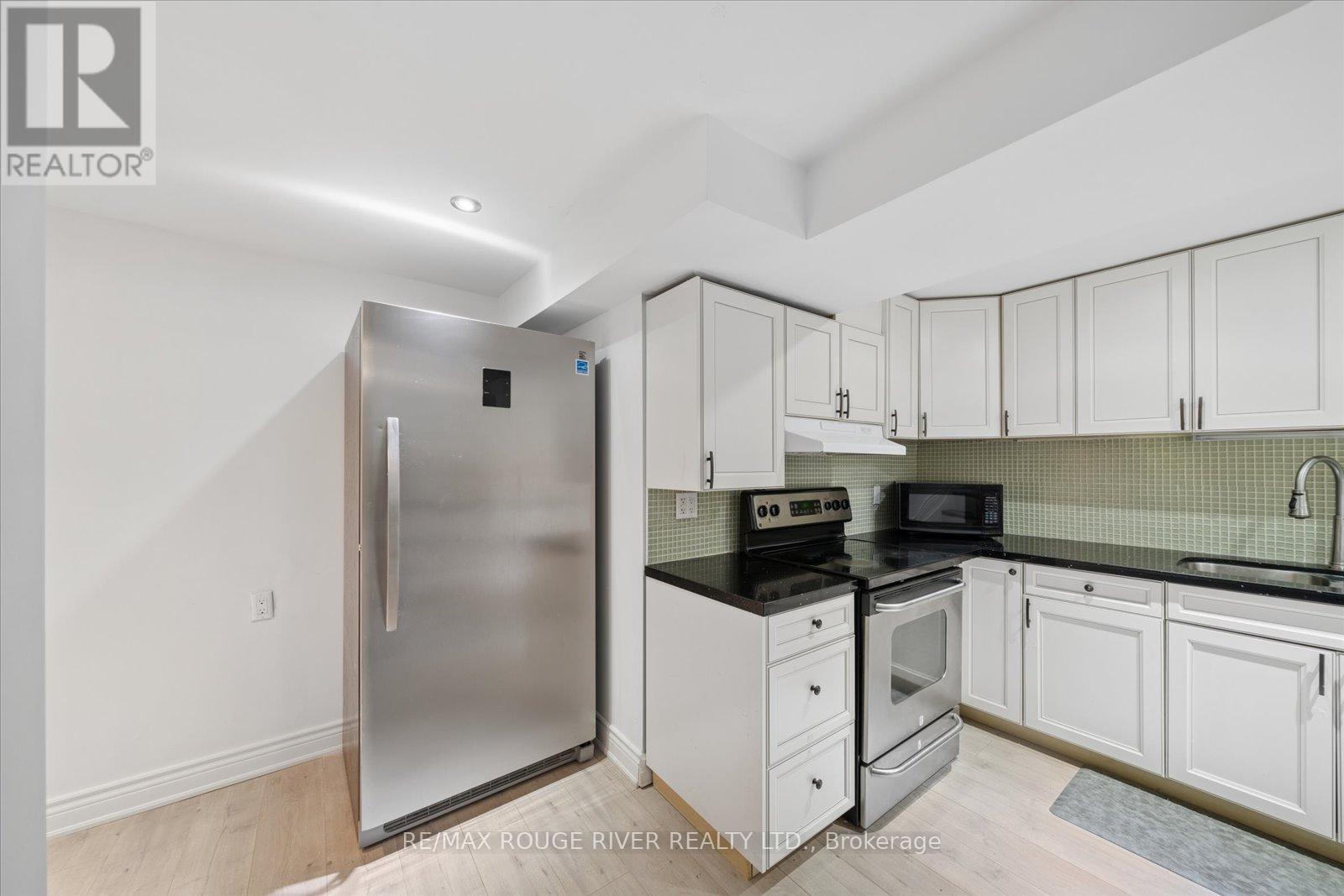 10 Coyle Street, Ajax, Ontario  L1T 0A2 - Photo 41 - E12784168