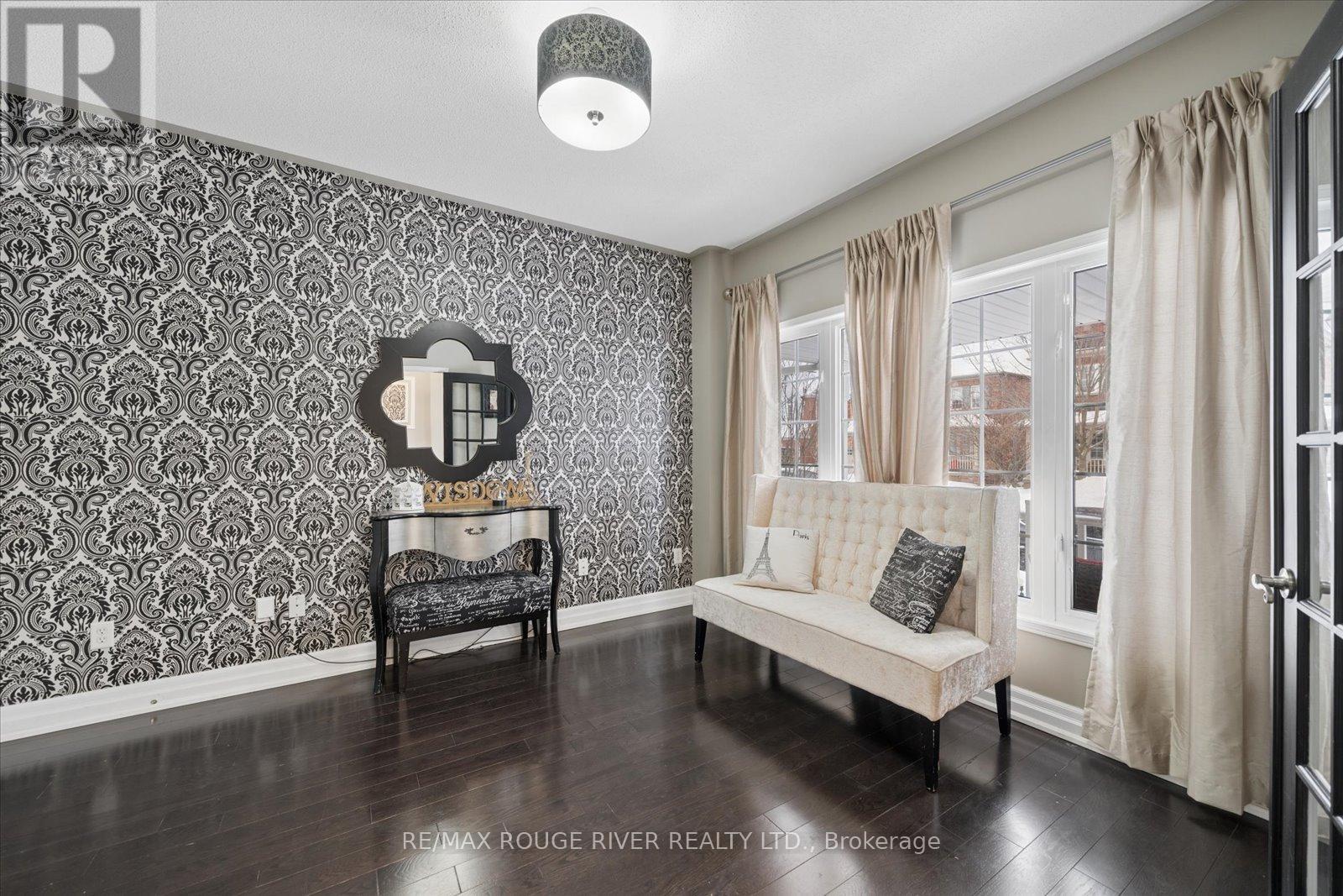 10 Coyle Street, Ajax, Ontario  L1T 0A2 - Photo 6 - E12784168