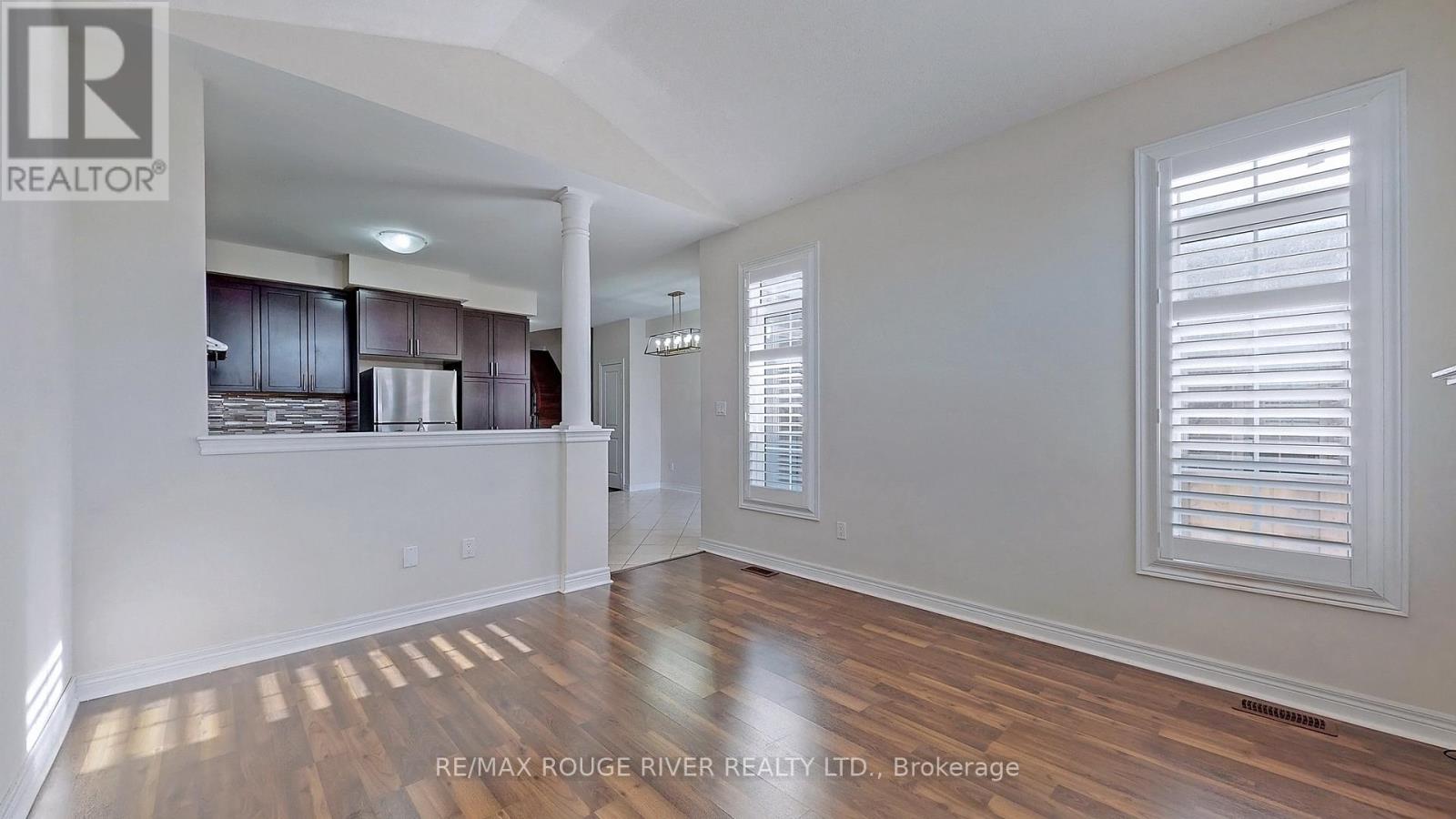 1022 Byron Street N, Whitby, Ontario  L1N 0E5 - Photo 4 - E12784280