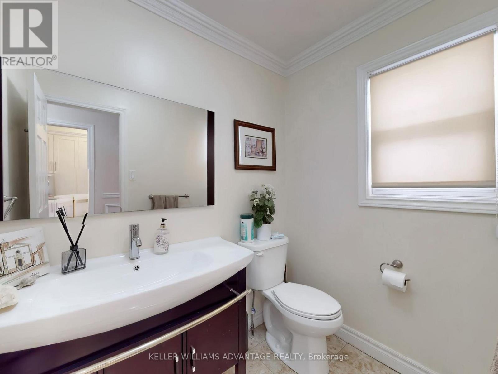 73 Highglen Avenue, Markham, Ontario  L3R 8R1 - Photo 17 - N12784138