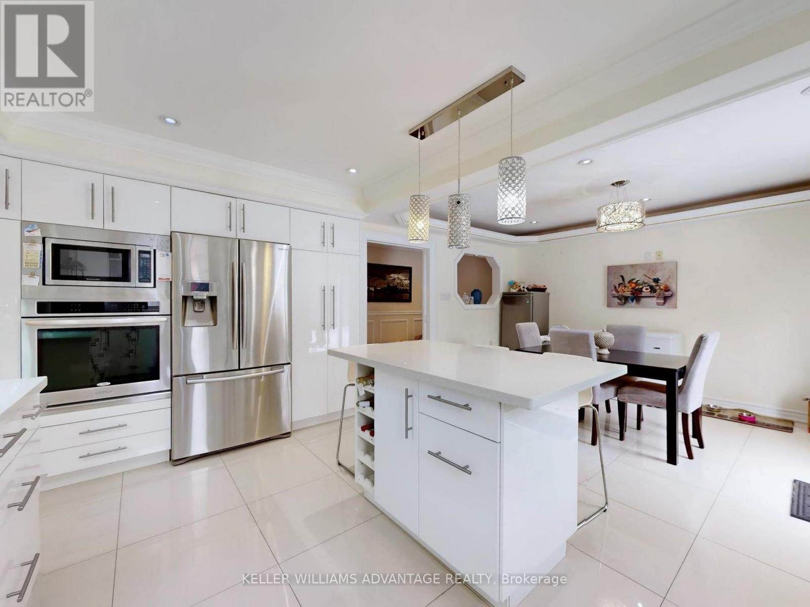 73 Highglen Avenue, Markham, Ontario  L3R 8R1 - Photo 7 - N12784138