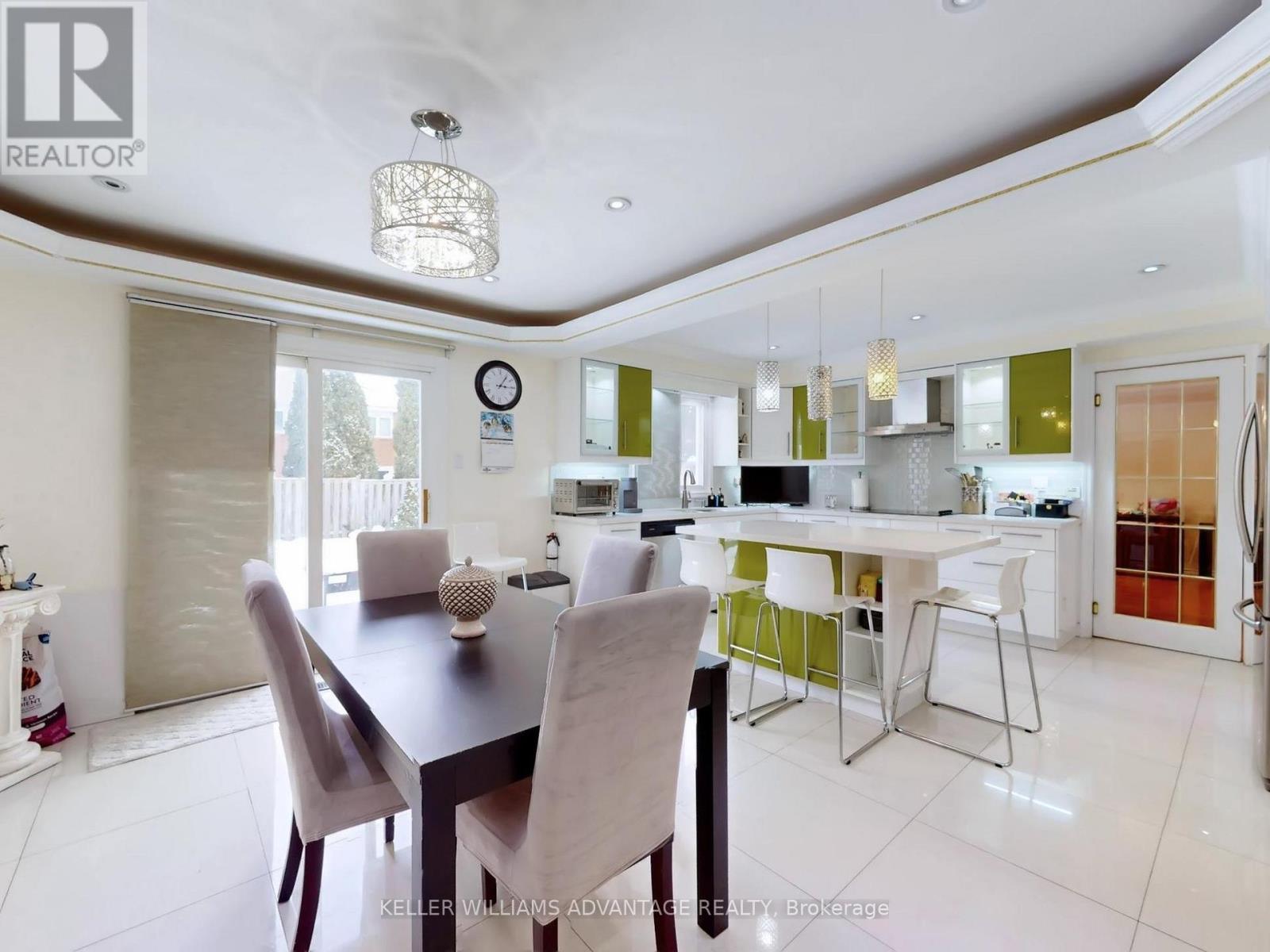 73 Highglen Avenue, Markham, Ontario  L3R 8R1 - Photo 8 - N12784138