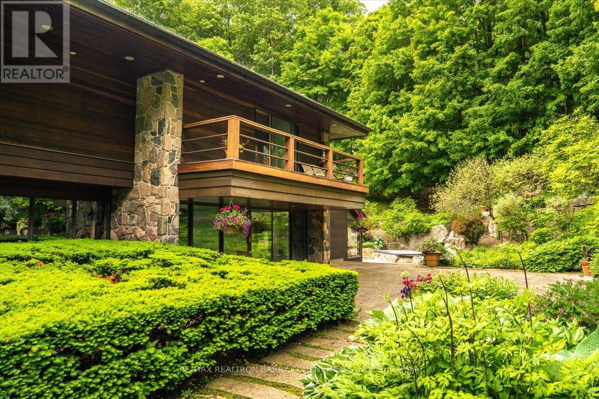 20 Woodsend Crescent, Aurora, Ontario  L4G 6W6 - Photo 10 - N12784210