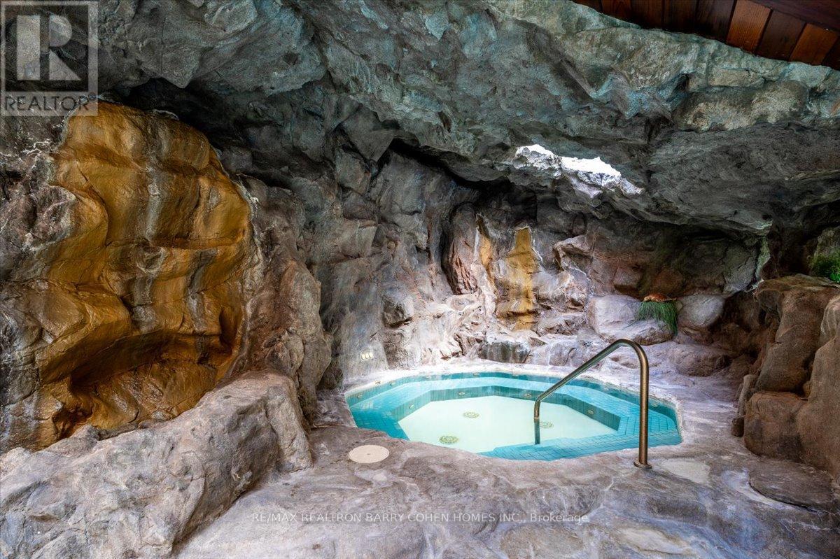 20 Woodsend Crescent, Aurora, Ontario  L4G 6W6 - Photo 47 - N12784210