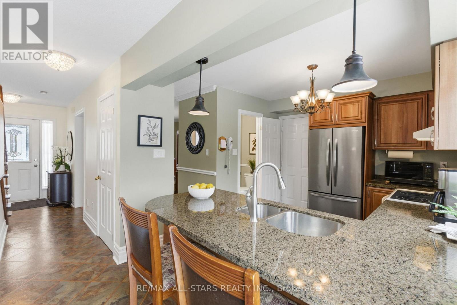 8 Colonel Sharpe Crescent, Uxbridge, Ontario  L9P 1T6 - Photo 13 - N12784230