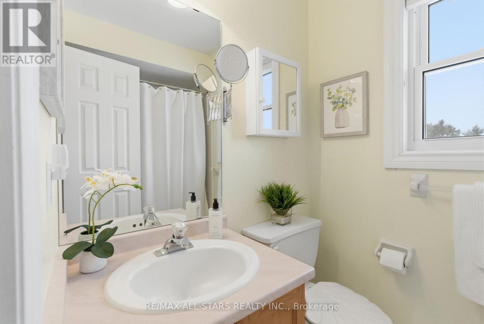 8 Colonel Sharpe Crescent, Uxbridge, Ontario  L9P 1T6 - Photo 22 - N12784230