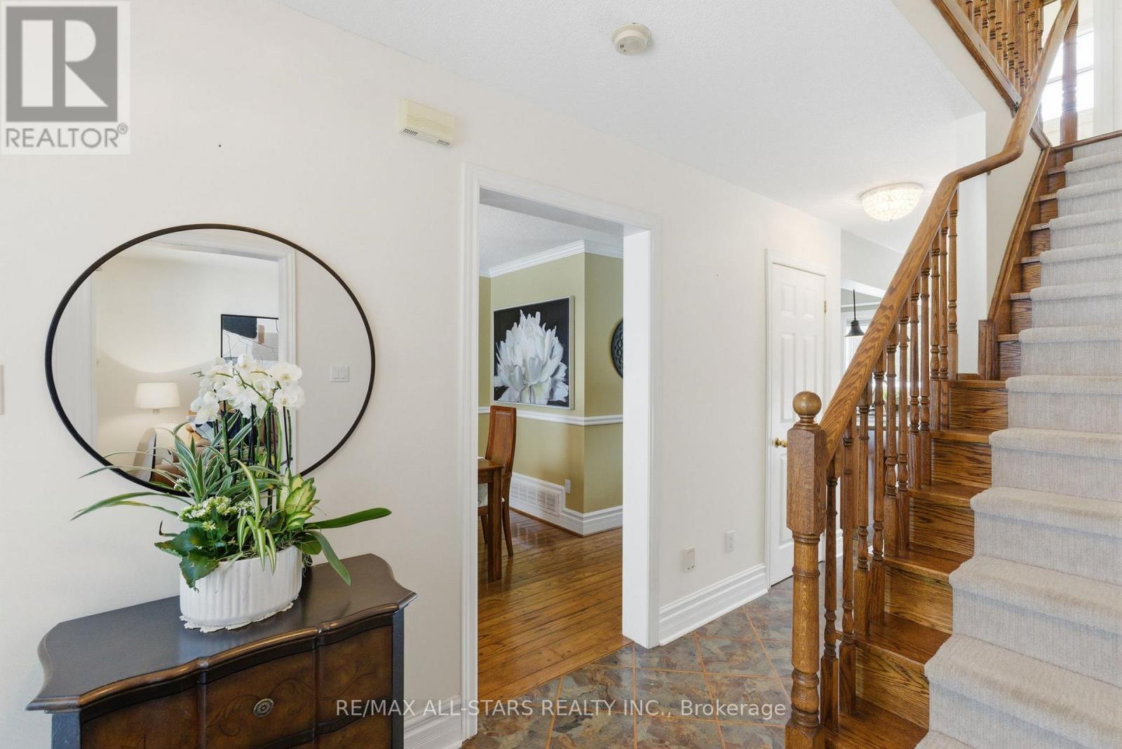 8 Colonel Sharpe Crescent, Uxbridge, Ontario  L9P 1T6 - Photo 5 - N12784230