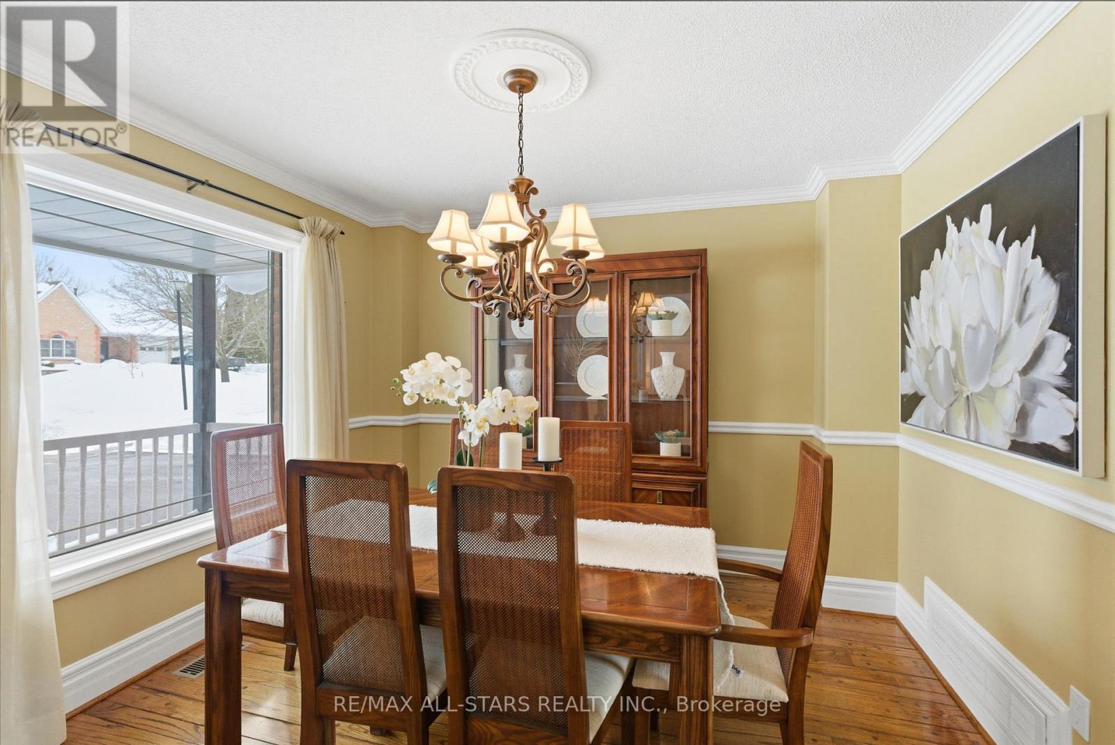 8 Colonel Sharpe Crescent, Uxbridge, Ontario  L9P 1T6 - Photo 6 - N12784230