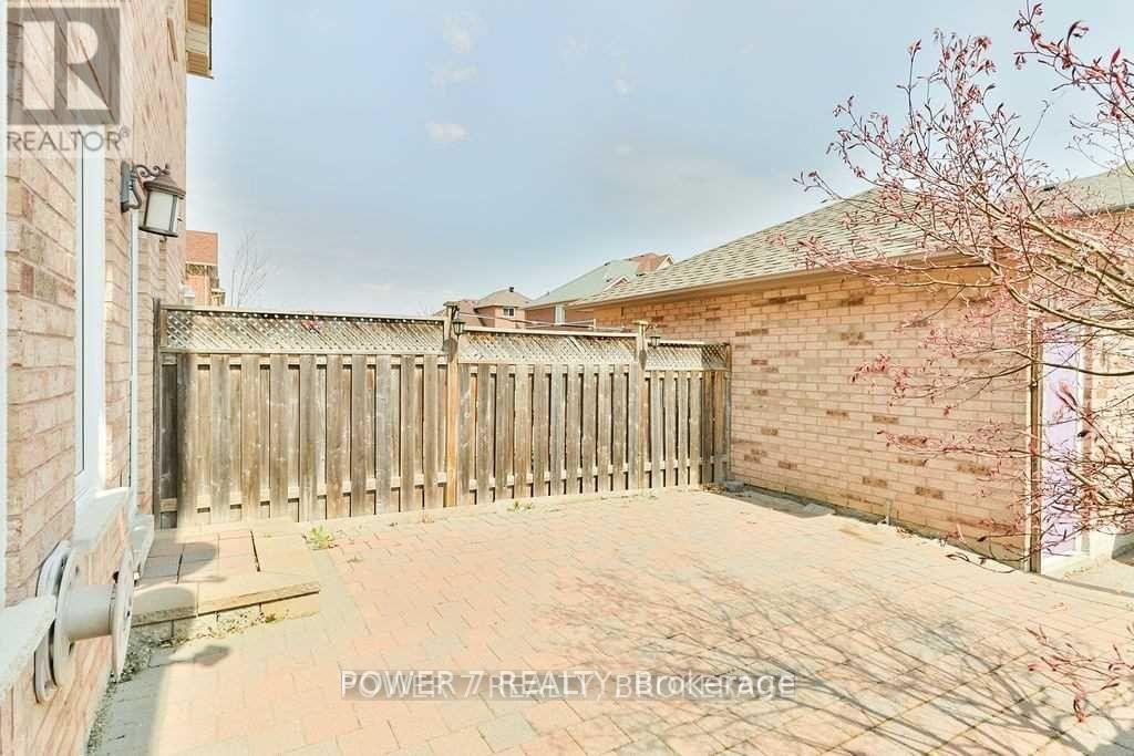 253 Bur Oak Avenue, Markham (Berczy), Ontario  L6C 2L8 - Photo 29 - N12784274