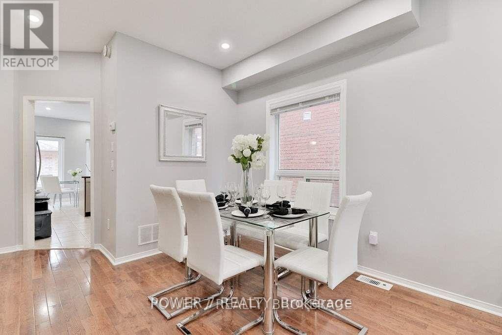 253 Bur Oak Avenue, Markham (Berczy), Ontario  L6C 2L8 - Photo 6 - N12784274