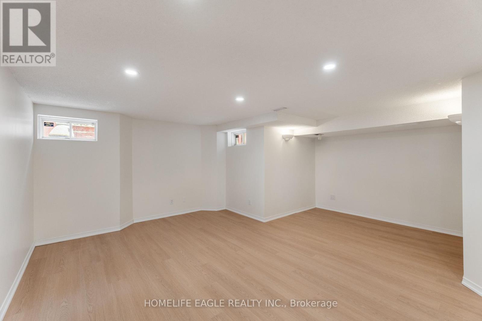 74 Cameo Drive, Richmond Hill, Ontario  L4S 2C1 - Photo 18 - N12784308