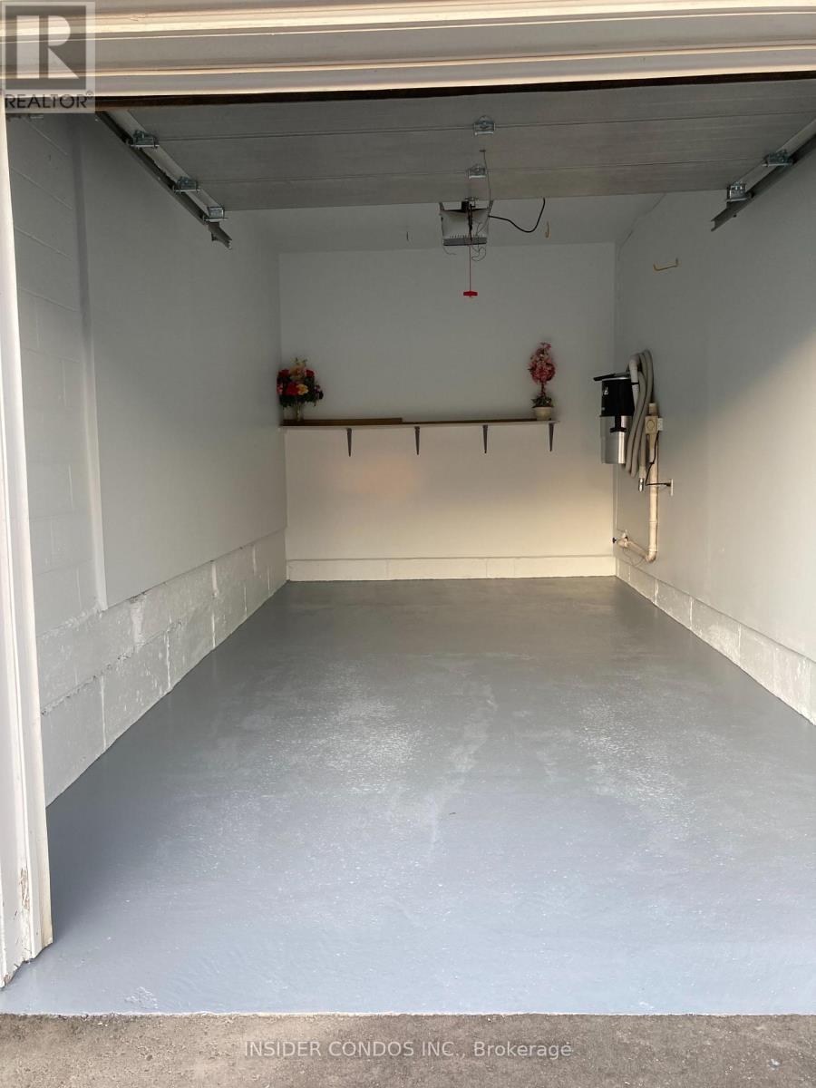 126 Pinedale Gate, Vaughan (East Woodbridge), Ontario  L4L 8X3 - Photo 18 - N12784310