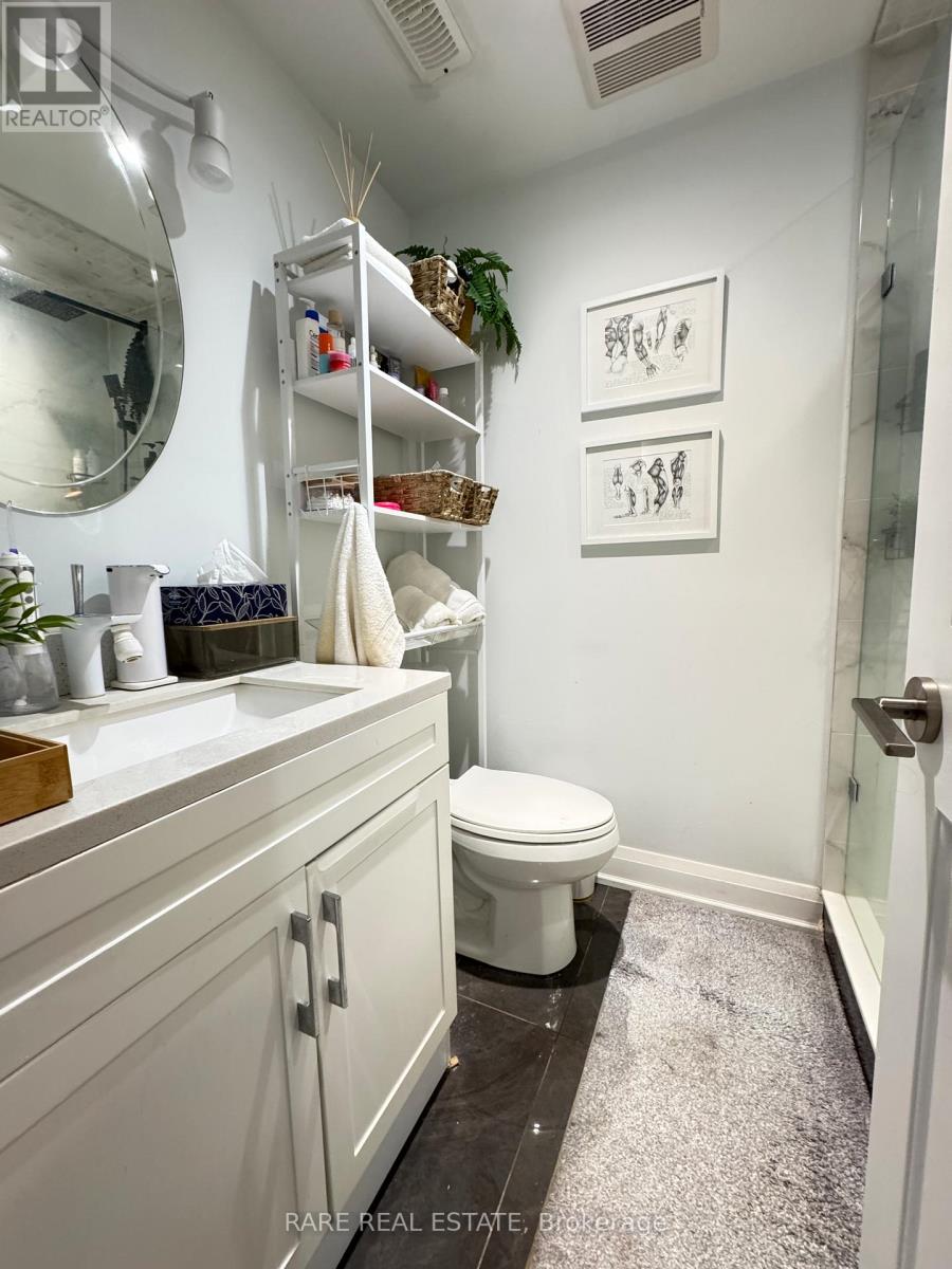 980 Jacarandah Drive, Newmarket (Huron Heights-Leslie Valley), Ontario  L3Y 5K5 - Photo 3 - N12784312