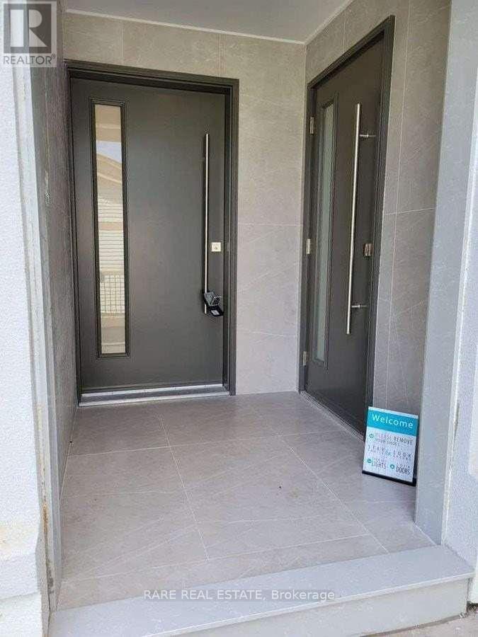 980 Jacarandah Drive, Newmarket (Huron Heights-Leslie Valley), Ontario  L3Y 5K5 - Photo 8 - N12784312