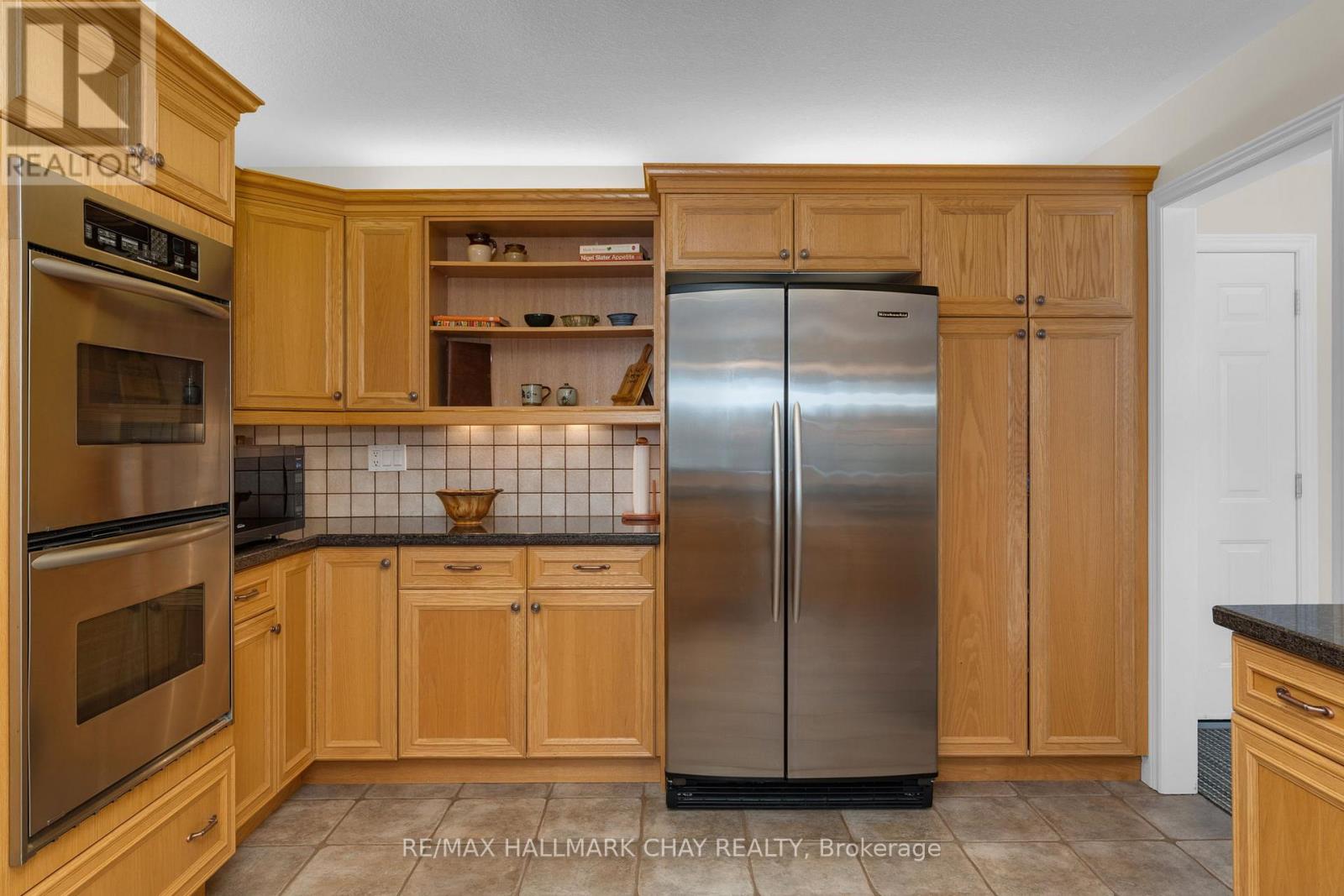 29 Maple Ridge Road, Oro-Medonte, Ontario  L0L 2L0 - Photo 11 - S12784104