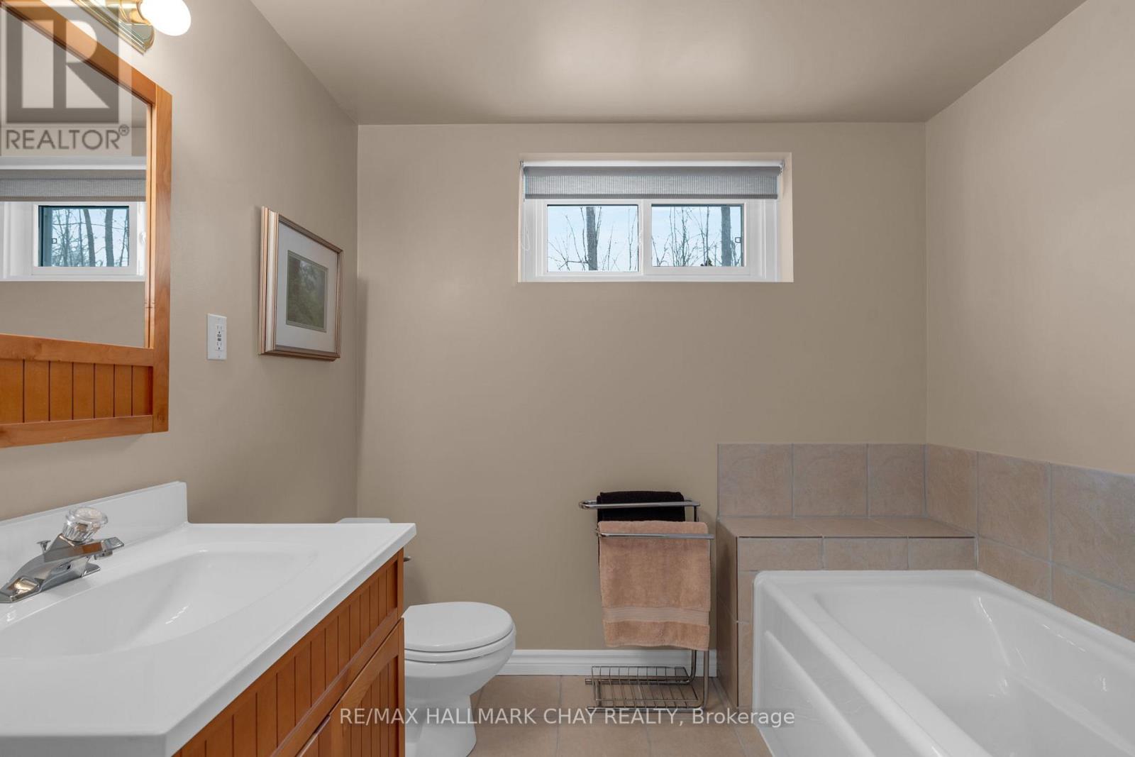 29 Maple Ridge Road, Oro-Medonte, Ontario  L0L 2L0 - Photo 28 - S12784104