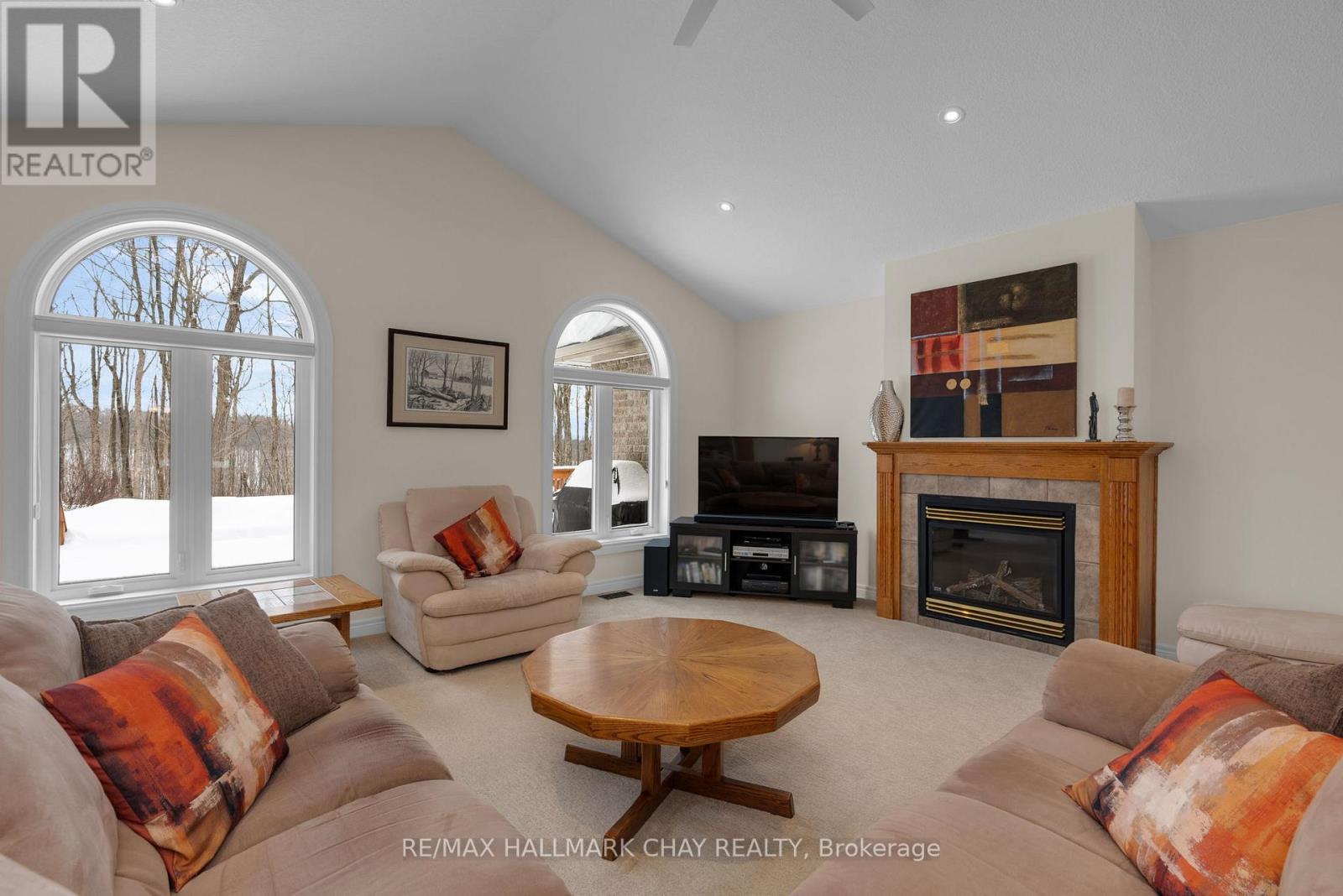 29 Maple Ridge Road, Oro-Medonte, Ontario  L0L 2L0 - Photo 6 - S12784104
