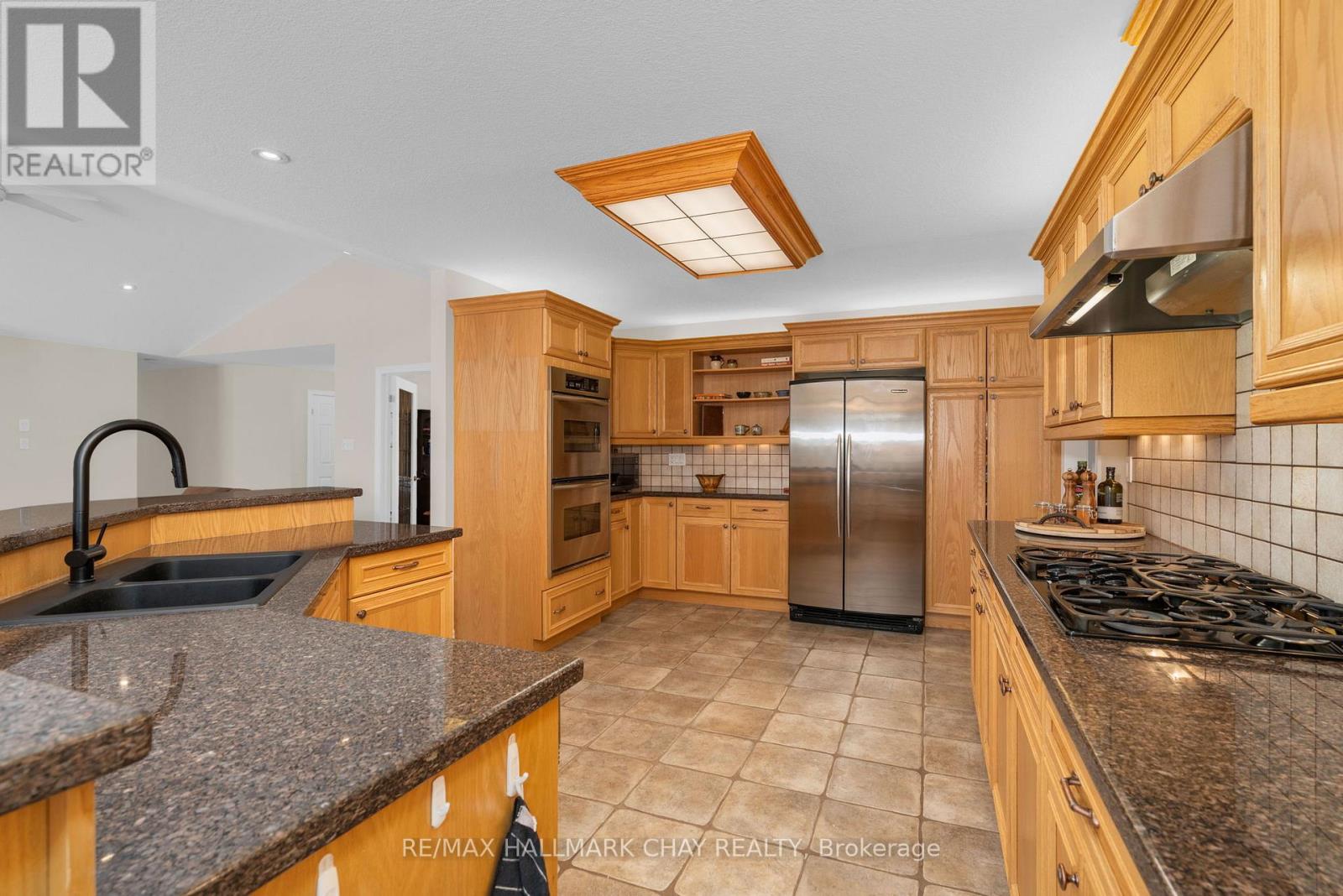 29 Maple Ridge Road, Oro-Medonte, Ontario  L0L 2L0 - Photo 9 - S12784104