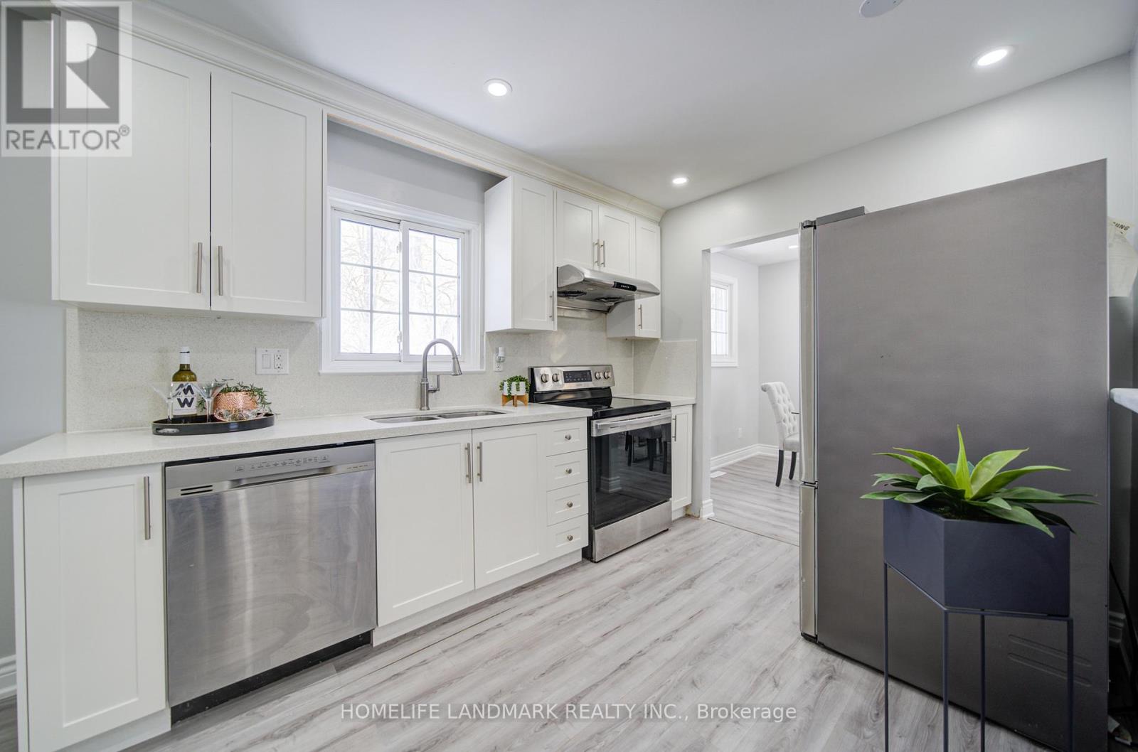 219 Cook St., Barrie (Grove East), Ontario  L4M 4H4 - Photo 15 - S12784206