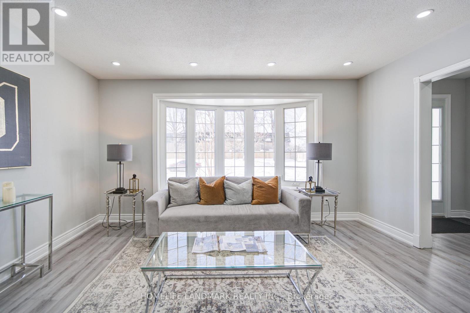 219 Cook St., Barrie (Grove East), Ontario  L4M 4H4 - Photo 9 - S12784206