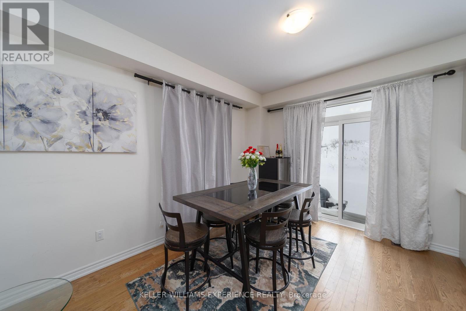 82 Phoenix Boulevard, Barrie, Ontario  L9S 2Z5 - Photo 10 - S12784272