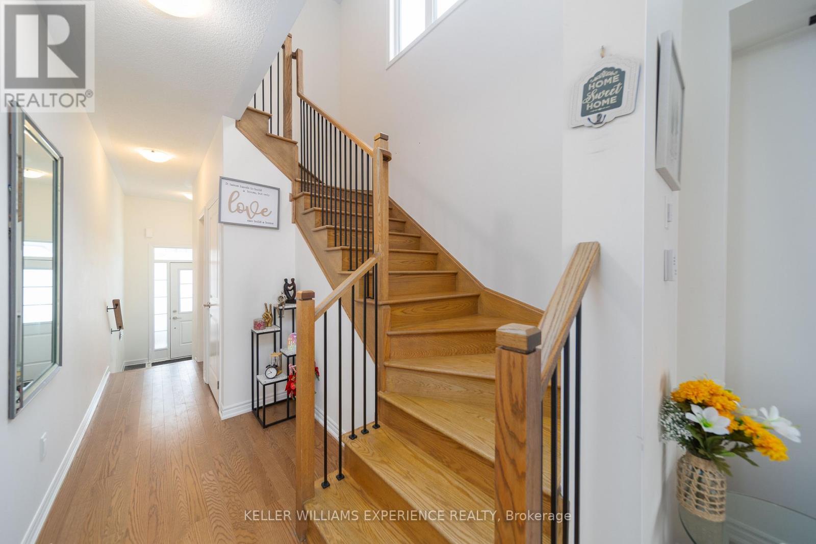 82 Phoenix Boulevard, Barrie, Ontario  L9S 2Z5 - Photo 7 - S12784272