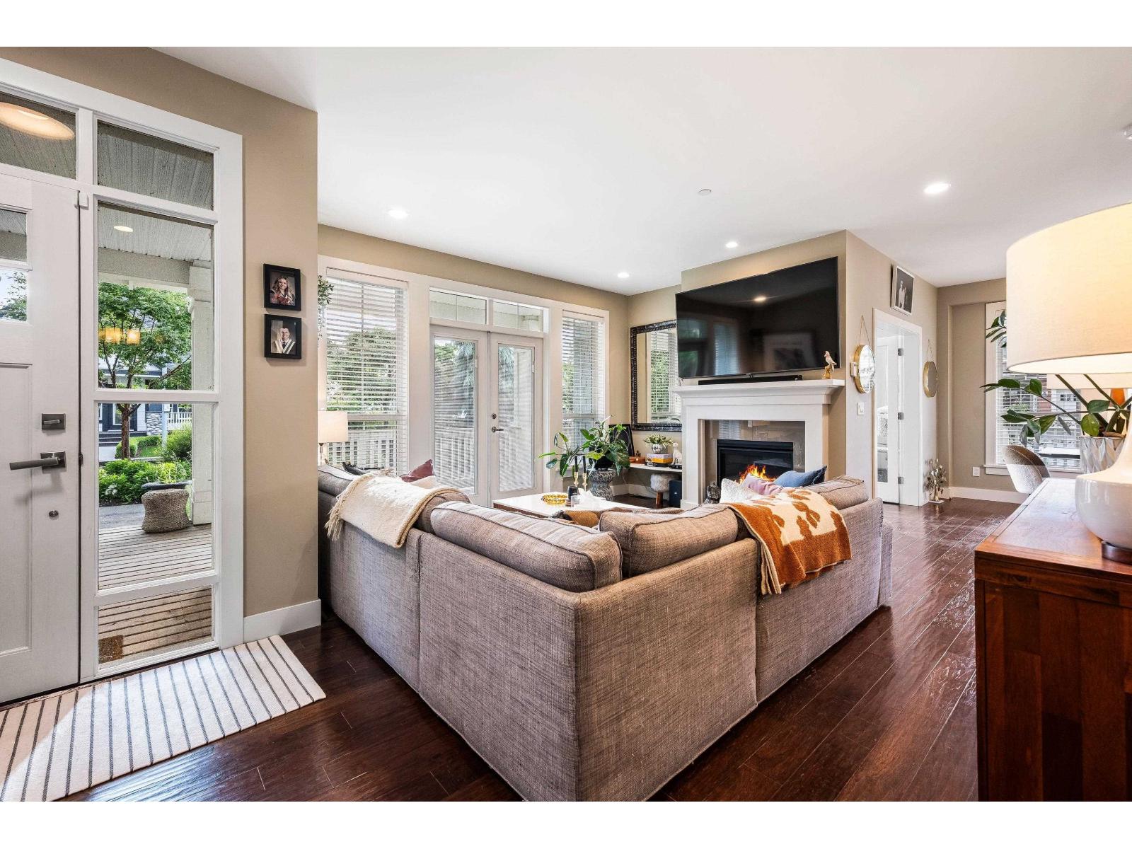 5497 Sockeye Lane, Garrison Crossing, Chilliwack, British Columbia  V2R 0X7 - Photo 9 - R3089389