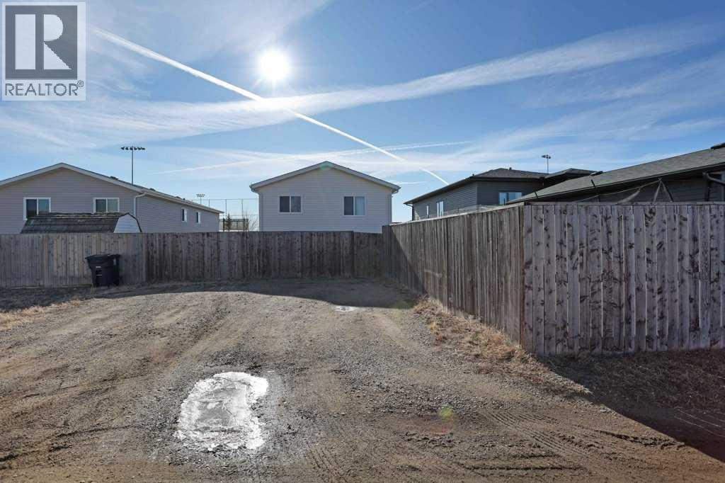 1620 2nd Avenue E, Brooks, Alberta  T1R 1K3 - Photo 36 - A2285852