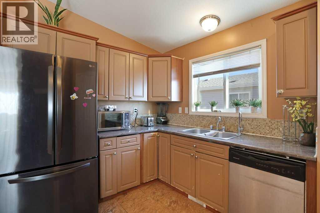 1620 2nd Avenue E, Brooks, Alberta  T1R 1K3 - Photo 9 - A2285852