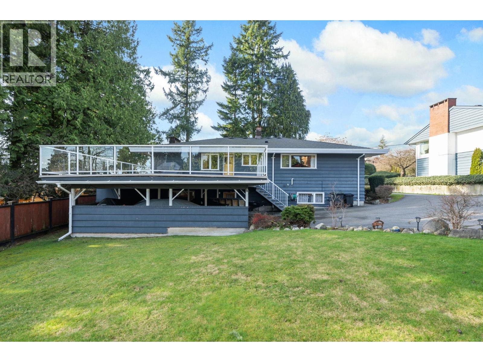 7656 Mckay Avenue, Burnaby, British Columbia  V5J 3T1 - Photo 4 - R3088467