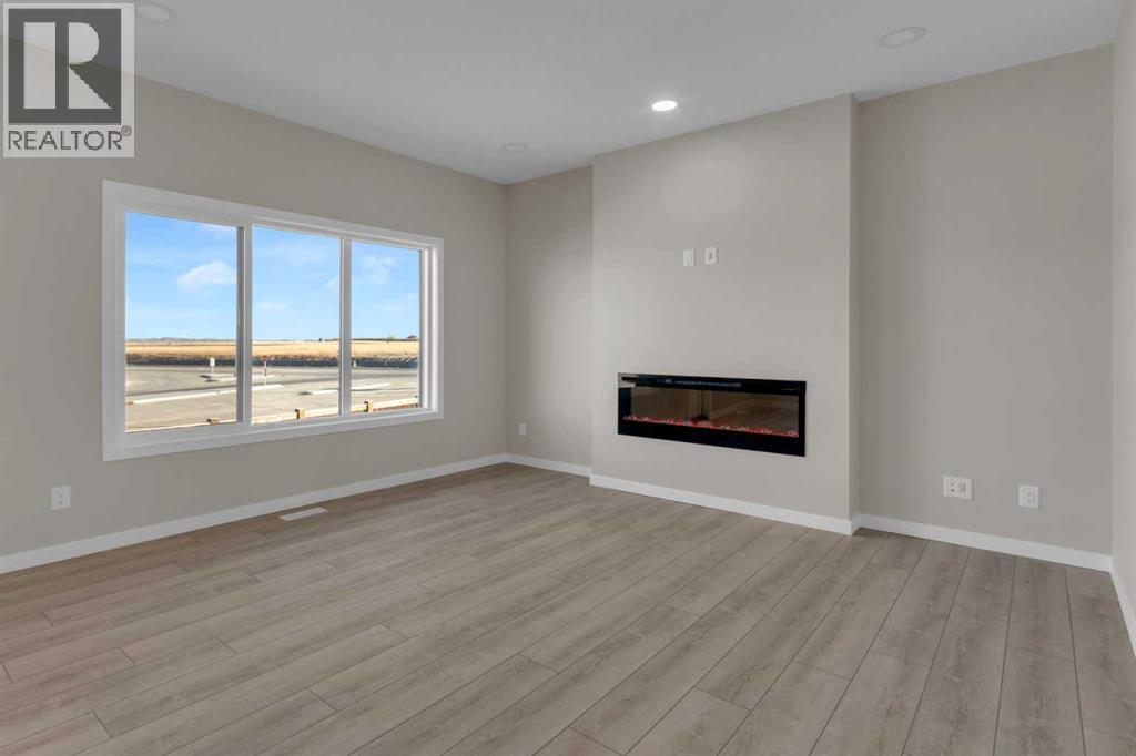 52 Lewisburg Close Ne, Calgary, Alberta  T3P 2N4 - Photo 8 - A2284188