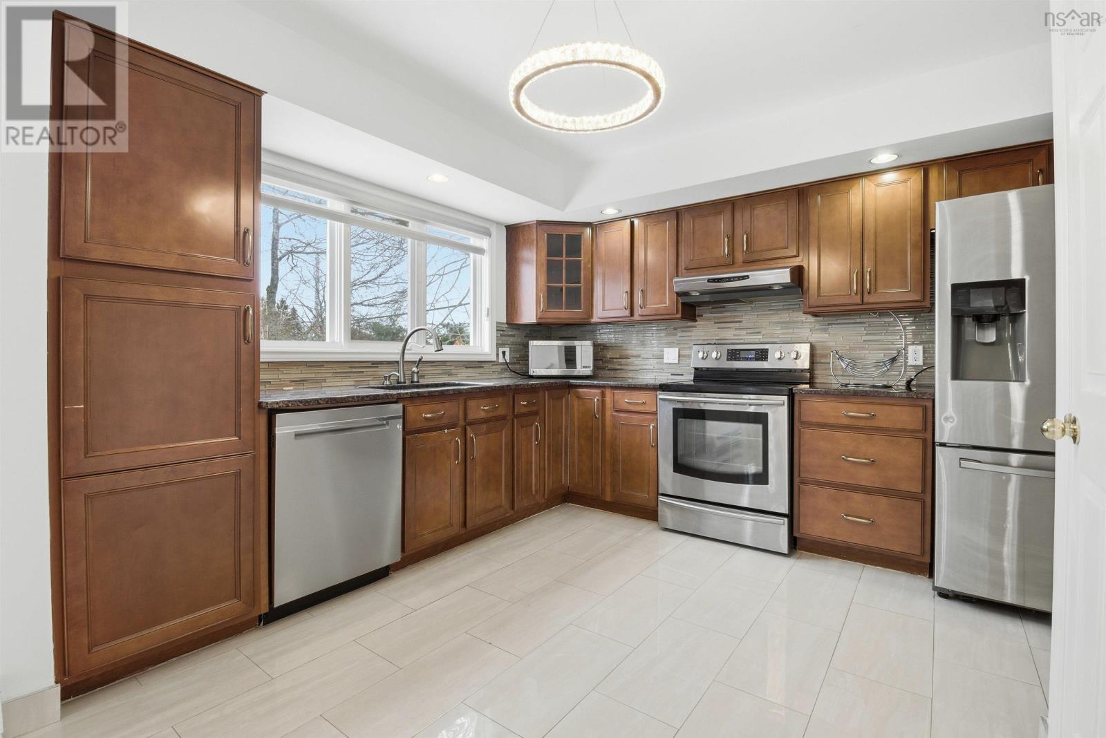 1 Brackley Place, Halifax, Nova Scotia  B3M 4H2 - Photo 12 - 202602654