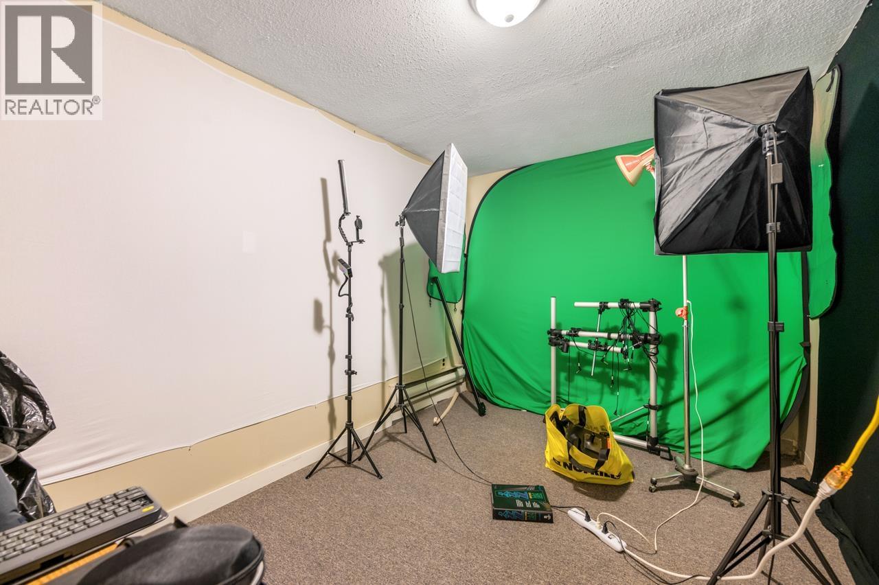 1032 E 49th Avenue, Vancouver, British Columbia  V5W 2H8 - Photo 13 - R3089384