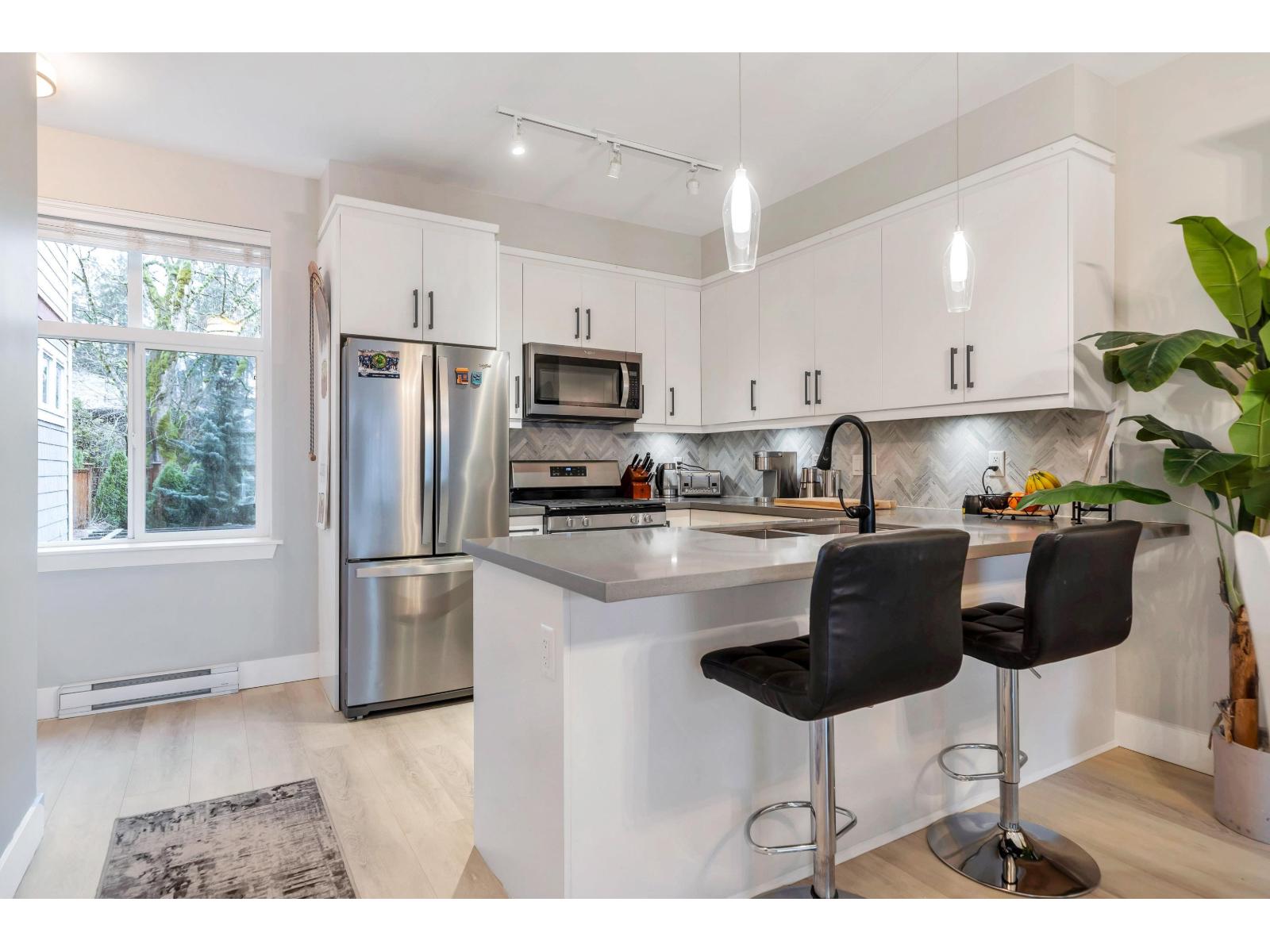 207 14550 Winter Crescent, Surrey, British Columbia  V4P 0G4 - Photo 10 - R3087966