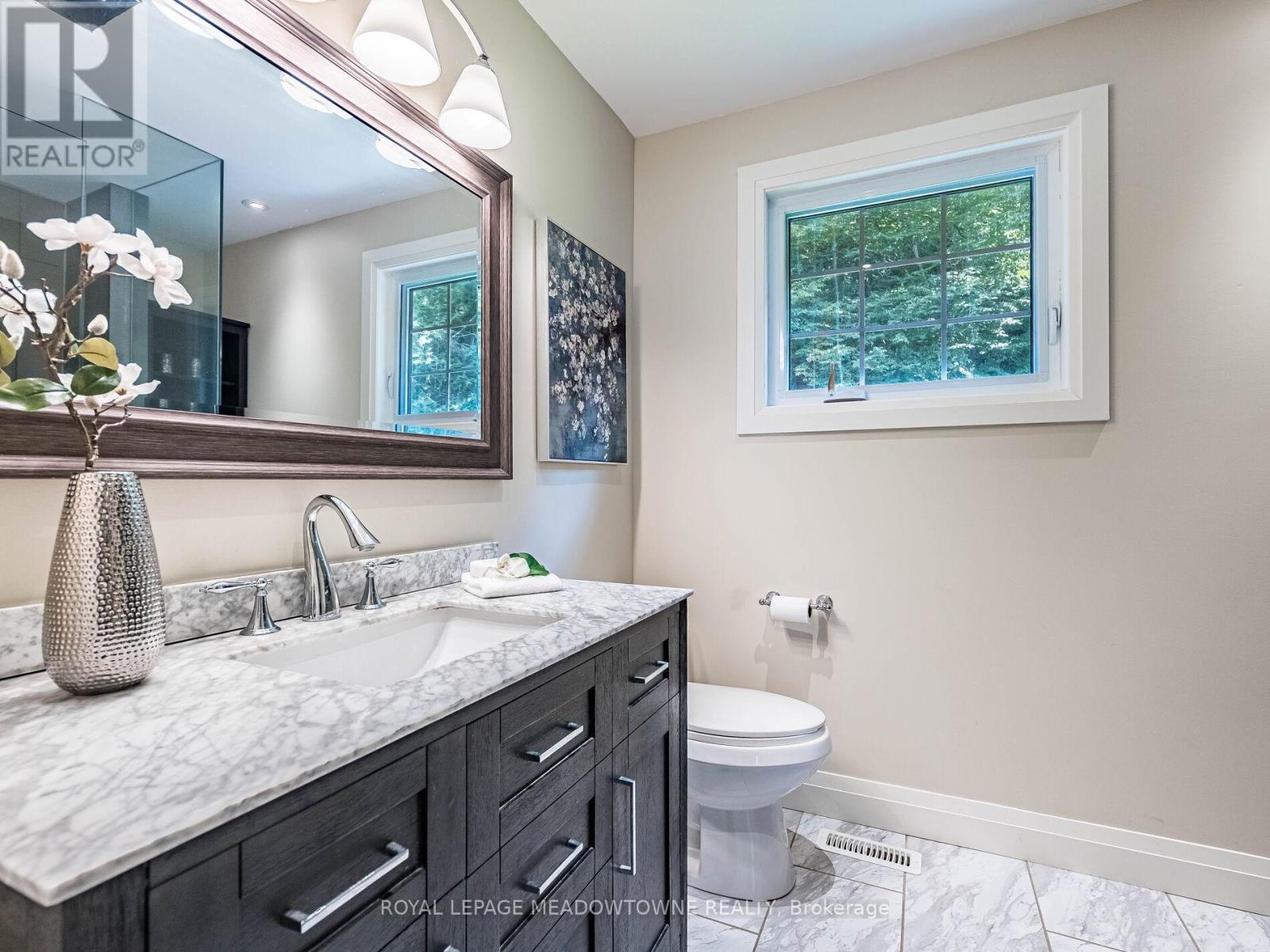 40 Hilltop Drive, Caledon, Ontario  L7C 1H6 - Photo 30 - W12784108