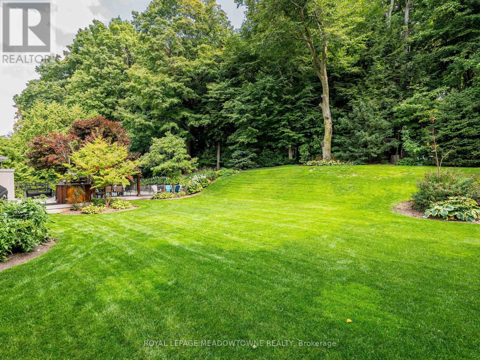 40 Hilltop Drive, Caledon, Ontario  L7C 1H6 - Photo 46 - W12784108