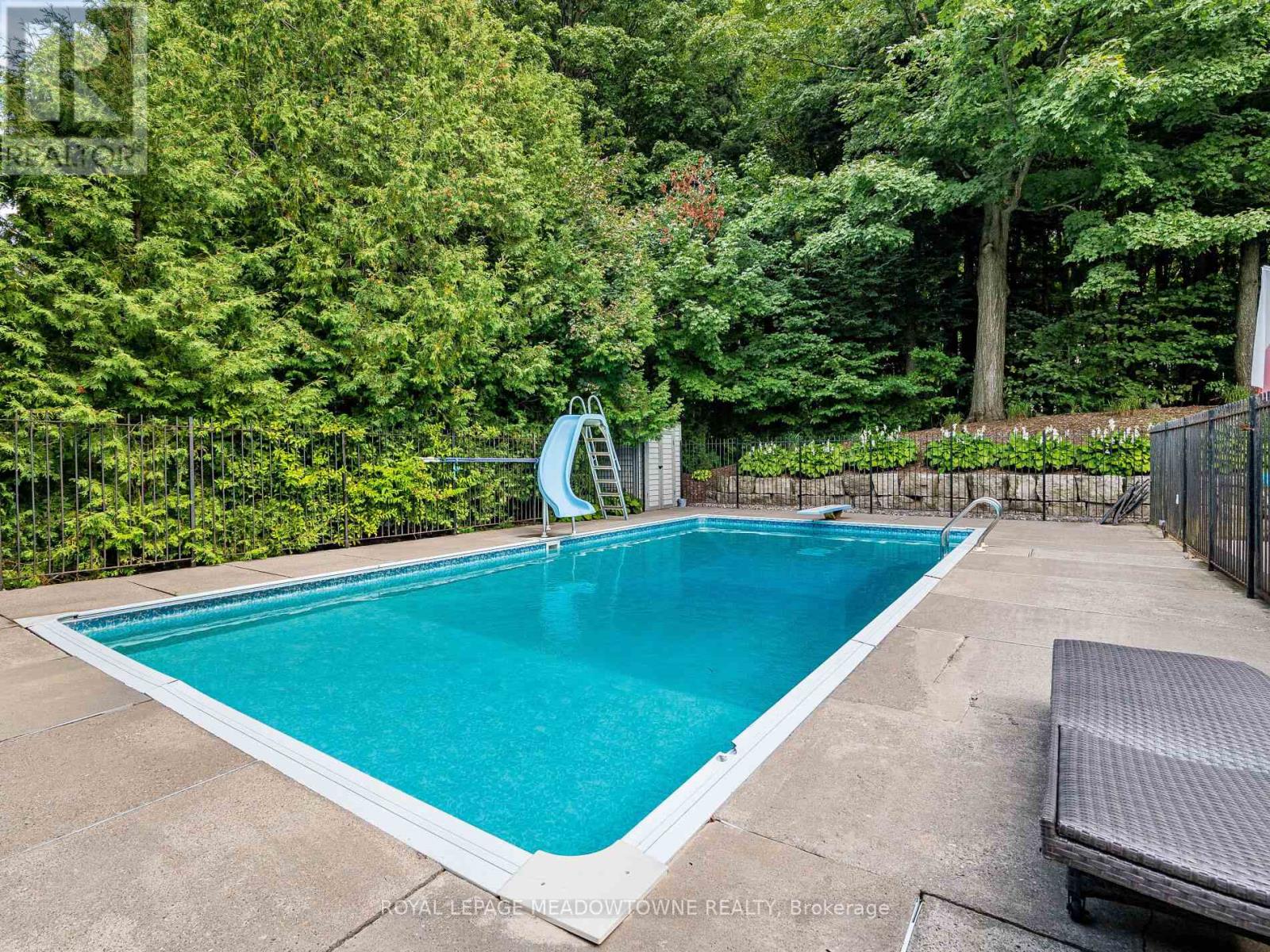 40 Hilltop Drive, Caledon, Ontario  L7C 1H6 - Photo 49 - W12784108