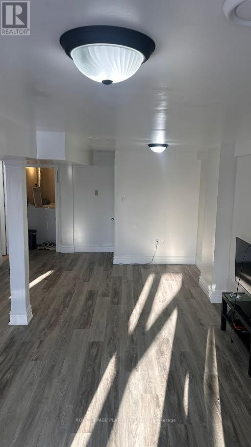 112 Cutters Crescent, Brampton (Fletcher's West), Ontario  L6Y 4J8 - Photo 2 - W12784130